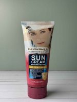 کرم ضد آفتاب بی رنگ وکالی SPF50 انواع پوست حجم 130 میلی‌لیتر - Image 2