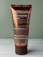 کرم ضد آفتاب بی رنگ وکالی SPF70 انواع پوست حجم 130 میلی‌لیتر - Image 3