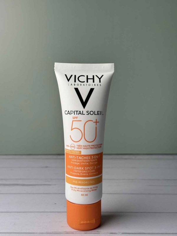 کرم ضدآفتاب و ضد چروک 3 در 1 ویشی Vichy مدل SPF50 - Image 2