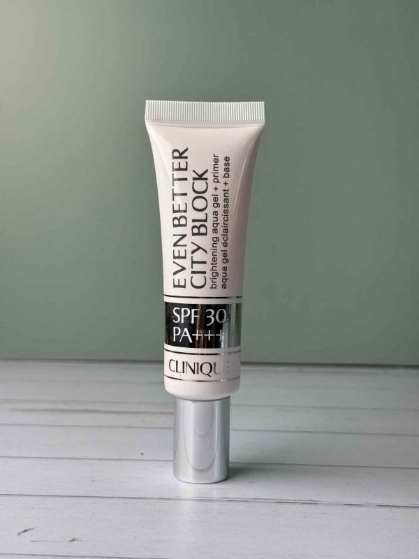 ضد آفتاب کلینیک مدل اون بتر SPF30 - Image 3